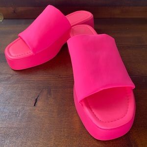 SHEIN Neon Pink Platform Slide Sandals Summer Size 9